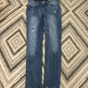 Aeropostale Medium Wash Distressed Skinny Jeans